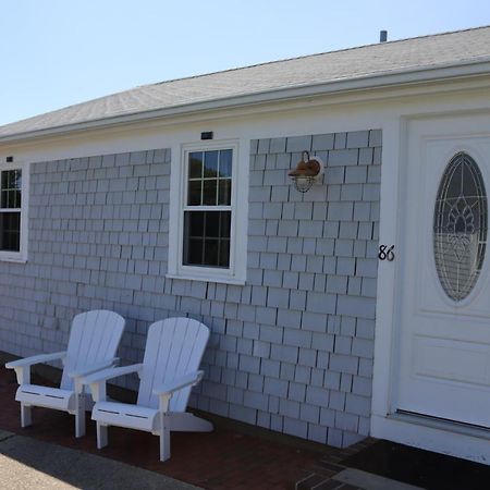 Seaside Serenity, Just A Block /0.1 Mile Away From The Beach Yarmouth Port Exterior foto