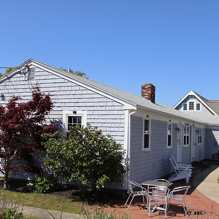 Seaside Serenity, Just A Block /0.1 Mile Away From The Beach Yarmouth Port Exterior foto